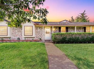 2402 Cunningham Dr, Pearland, TX 77581