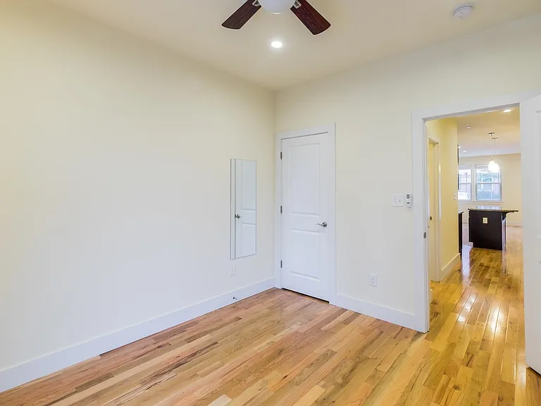 1537 Ogden St — Photo 12