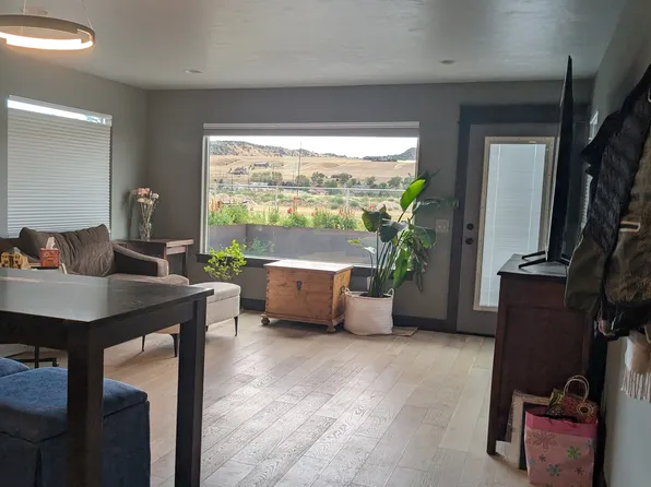 404 Vujo Ln, Ennis, MT 59729