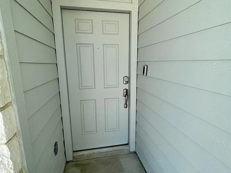 3208 Kenner Dr — Photo 4
