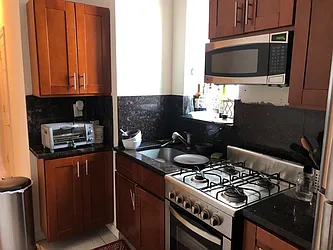 Rented by Empire Deeds LLC 