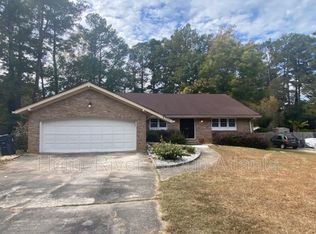 6305 Red Oak Rd, Atlanta, GA 30349