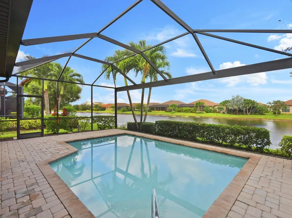 8321 Lucello Ter N, Naples, FL 34114
