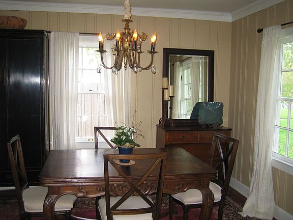 2nd image of 3006 Glenview Ave