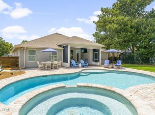 136 Marlin Cir, Panama City Beach, FL 32408
