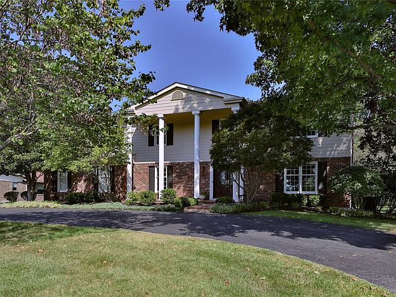 3rd image of 408 Runnymede Dr