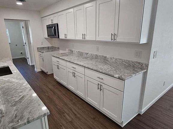 3rd image of 2655 53rd Avenue
