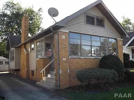 1226 E Seneca Pl photo 1