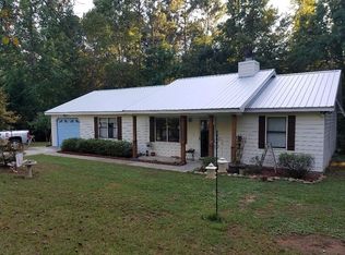 3026 Gum Creek Ln, Loganville, GA 30052