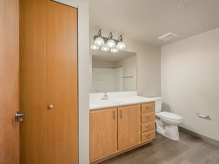 2250 Cougar Dr — Photo 8