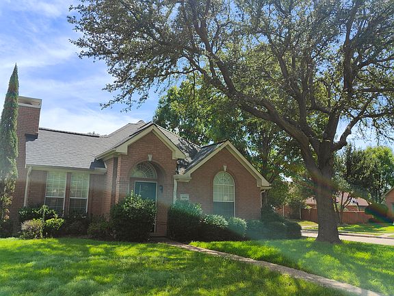 3rd image of 4832 Bull Run Dr