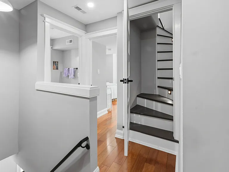 4331 Cresson St — Photo 17