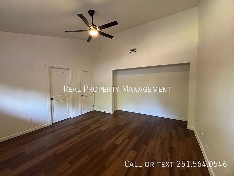 265 Thrift St — Photo 16