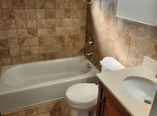 2210 Gerald Ct APT 4, Louisville, KY 40218