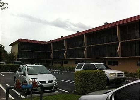 3rd image of 2500 Coral Springs Dr APT 207