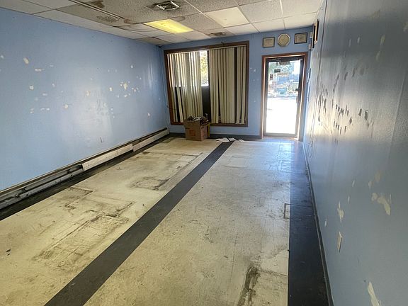 5th image of 2312 E Main St Unit 1