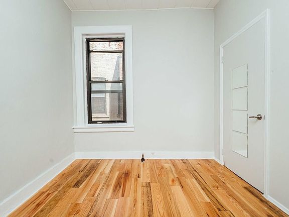 5th image of 25 Kingsland Ave #4R