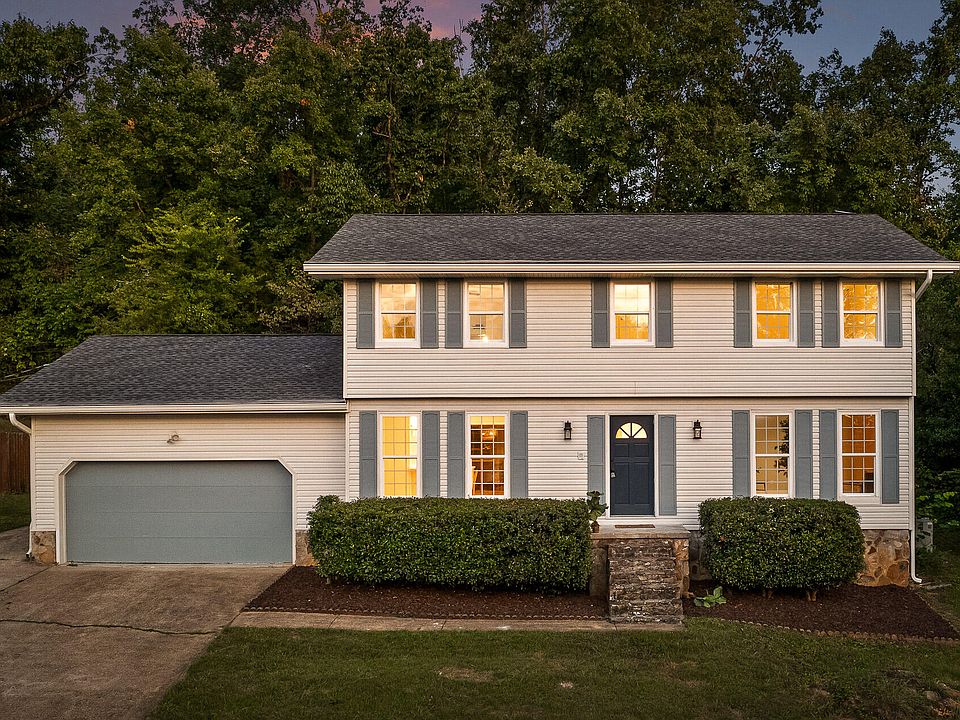 1st image of 2945 Old Britain Cir
