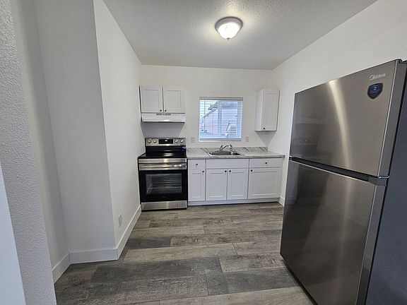 2nd image of 29450 Ellensburg Ave #108