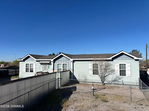 1106 N Tornillo St, Las Cruces, NM 88001