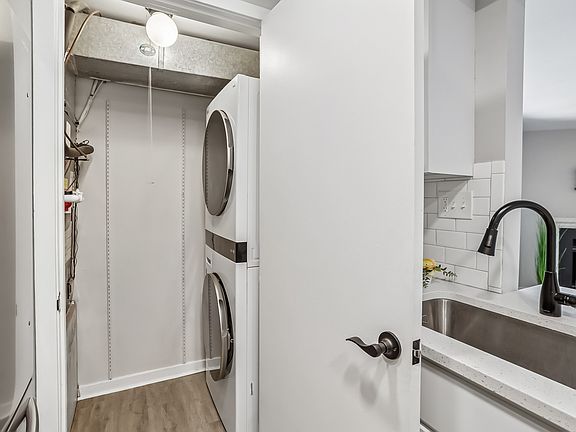 4th image of 9705 Hellingly Pl #62