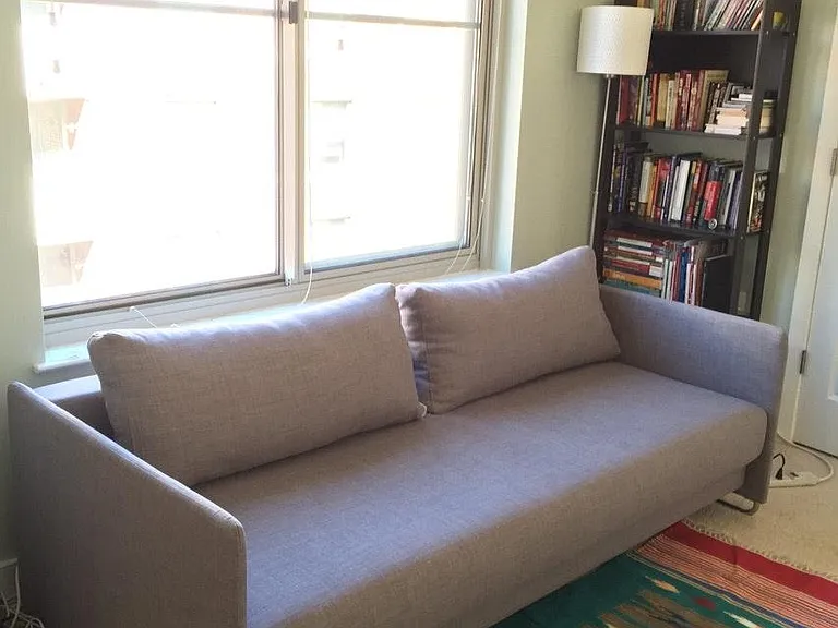 Guest bedroom