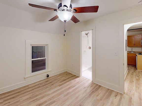 3rd image of 231 Broad St #5