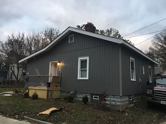 2nd image of 165 E Tompkins St #2490