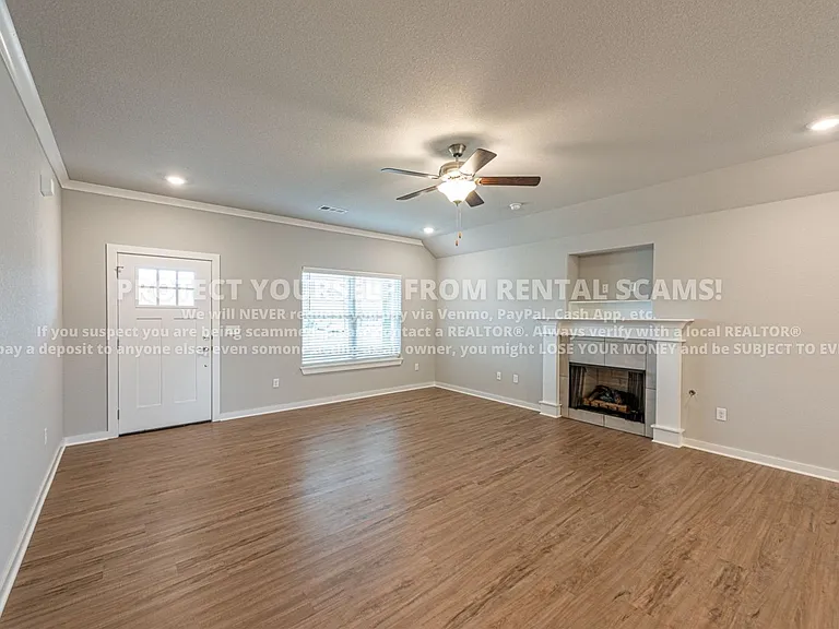 4373 W Newton Ave — Photo 2