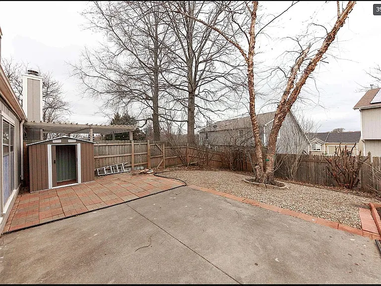 1432 Brighton Cir — Photo 5