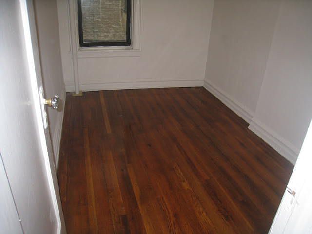 2nd image of 3080 32nd St APT 4