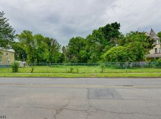 276 Springdale Ave, East Orange, NJ 07017