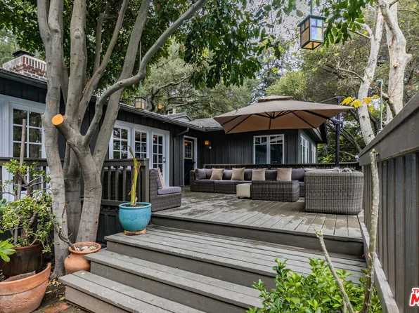 5228 Palm Dr, La Canada Flintridge, CA 91011