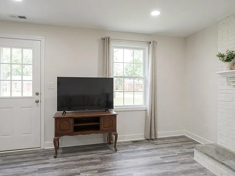 37 Sydnor St — Photo 21