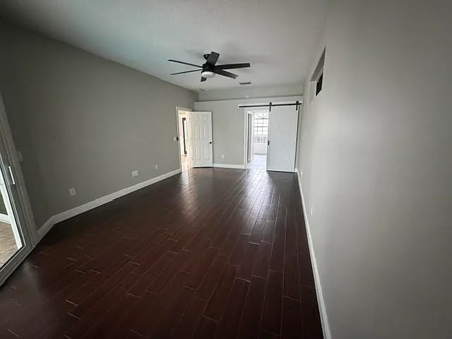165 Brookside Ct — Photo 12