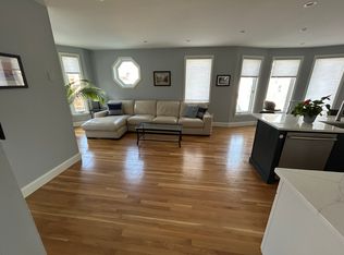 955 E Broadway #4, Boston, MA 02127