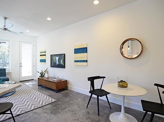 5th image of 1001 Daphne Ct #A