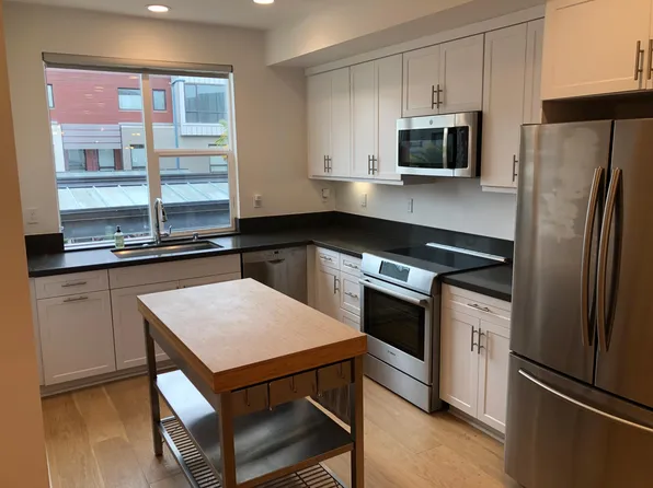 1760 14th St, Oakland, CA 94607