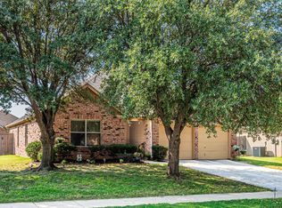 3812 Black Butte Dr, Denton, TX 76210