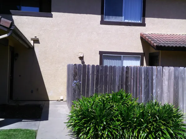 404 W Barton Ave #2, Lompoc, CA 93436
