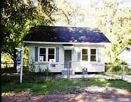 1st image of 947 Walnut St
