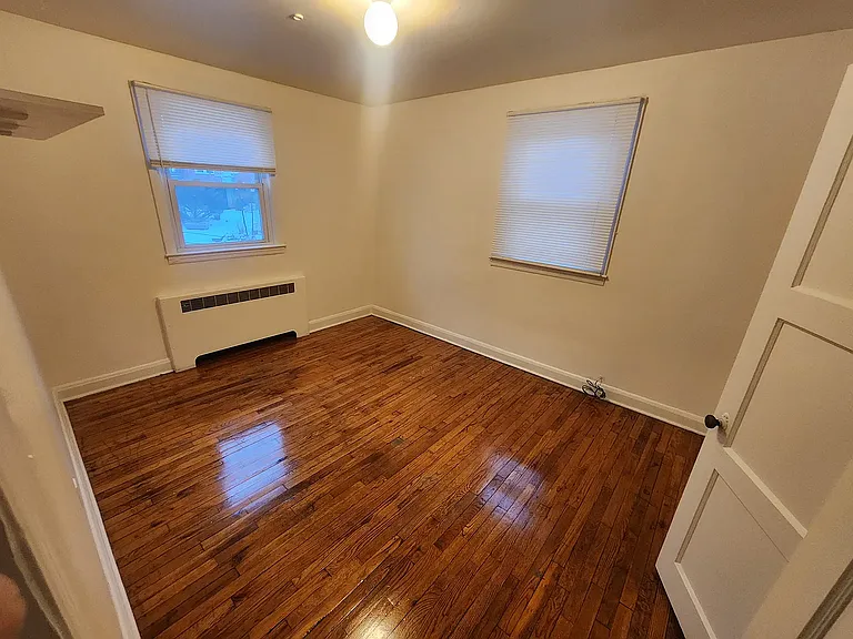 6104 Maylane Dr — Photo 9