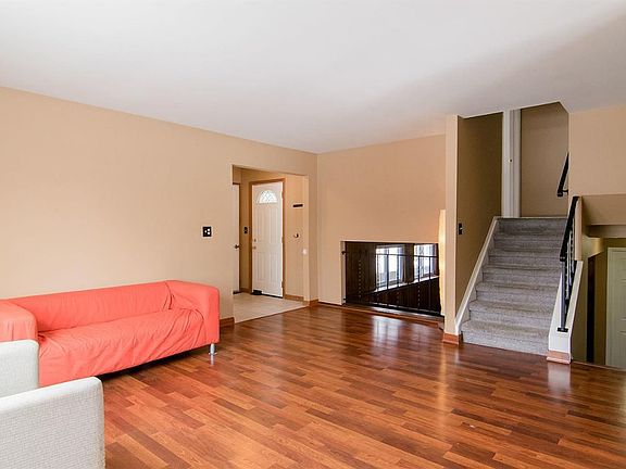 4th image of 5459 Grayfield Cir