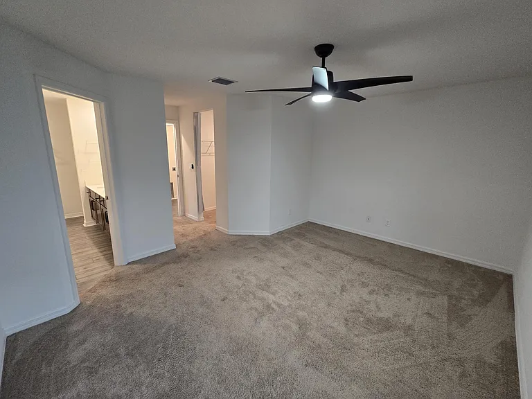 2198 SW Algiers St — Photo 43
