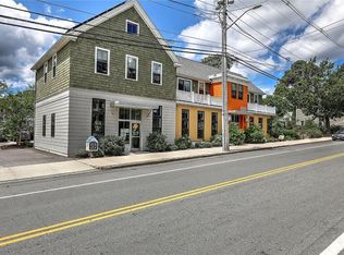 400 Hope St #2, Providence, RI 02906