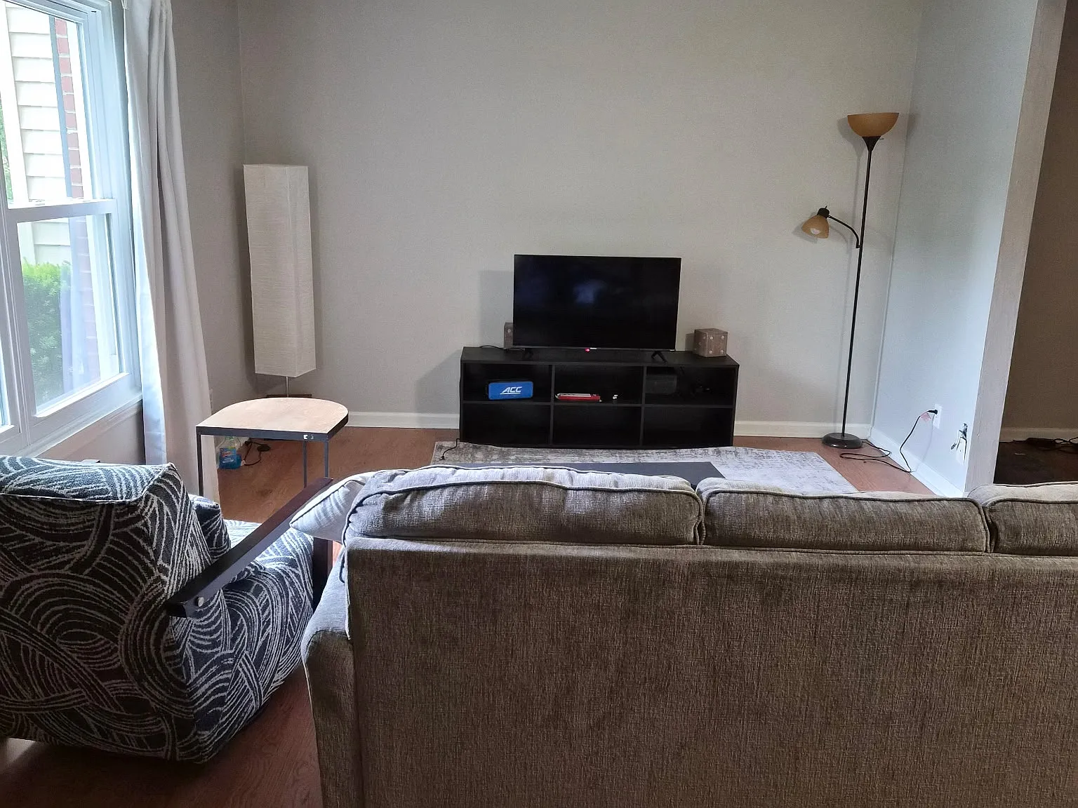4 bed, 2.5 bath, 1480 sqft, $2,200 — Photo 2