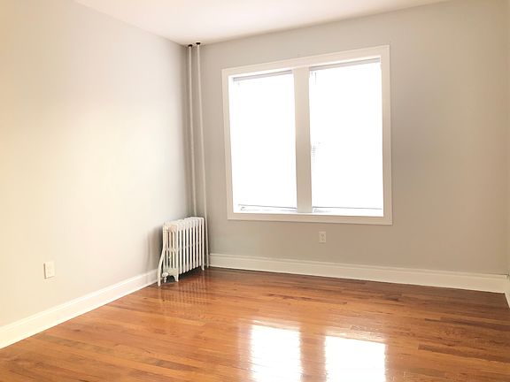 5th image of 500 Baldwin Ave #31E