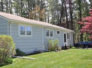 27 County St, Lakeville, MA 02347