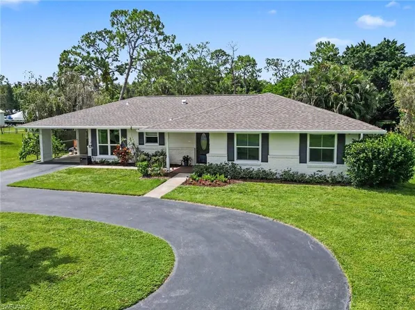 5272 Myrtle LN, NAPLES, FL 34113