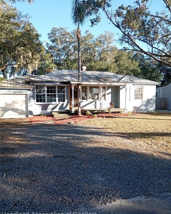 1st image of 1416 Crescent Dr